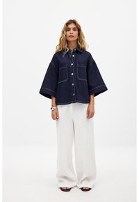 NA-KD Nööpidega pluus - rinse wash