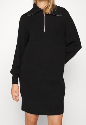 Robe pull - black