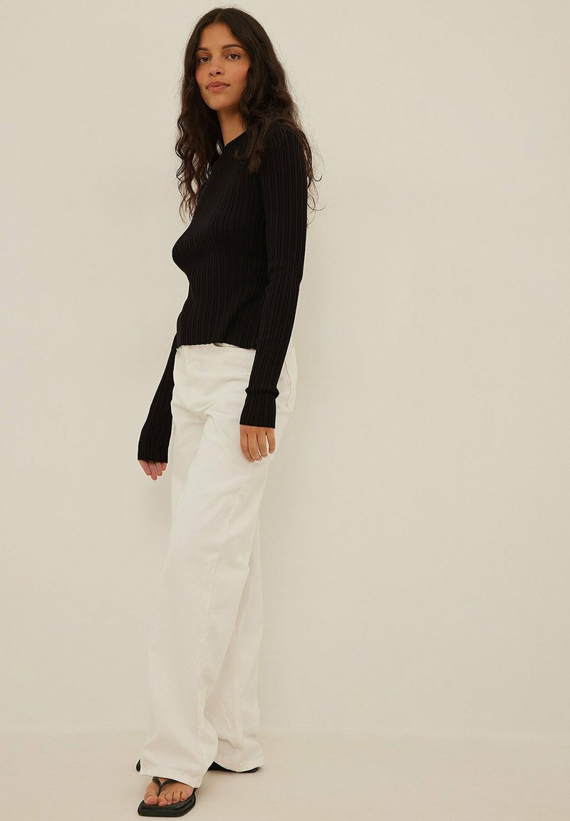 NA-KD Longsleeve zwart