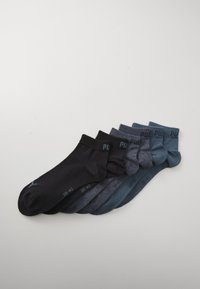 Επιλέχθηκε, blue combo