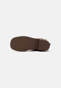 Steve Madden EN ROUTE - Botas camperas - brown