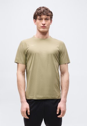 AIROLITE SHORT SLEEVE 2.0 - Sport T-Shirt - wild mushroom