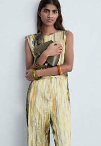 Mango Overal - light yellow
