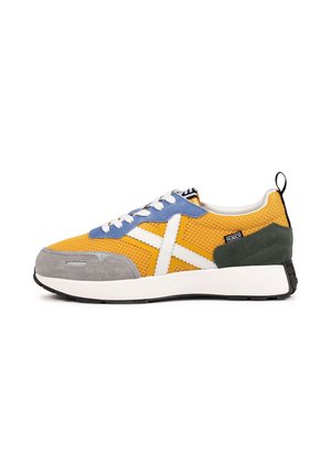 SNEAKERS - Zapatillas - mustard