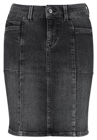 Svart denimkjol med rak skärning, femfickorsdesign, synlig sömnad och knappstängning i midjan.