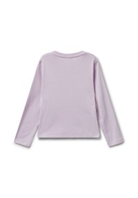 Světle levandulová košile s dlouhým rukávem, kulatým výstřihem, vyrobená z měkké bavlny a s minimálními švy na lemu a rukávech.