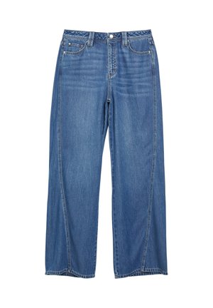 Jean bleu à jambes larges avec poches avant, passants pour ceinture et fermeture par bouton, posé à plat sur fond blanc.