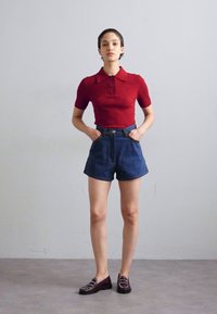 sandro CARDIGAN LOOK CHEMISE MIXE - Poloskjorter - cerise
