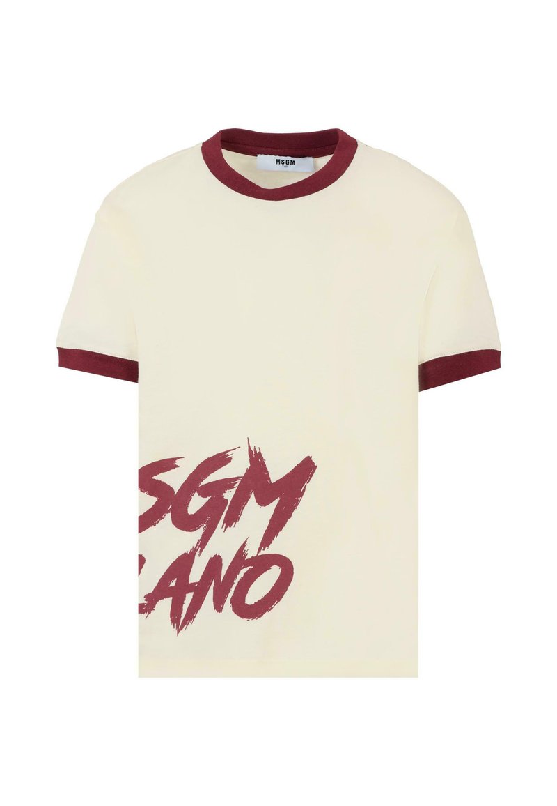 Crème t-shirt met korte mouwen, voorzien van een bordeauxrode geribde kraag en manchetten, met op de voorkant opvallende grafische tekst "MSG" en "MILANO".