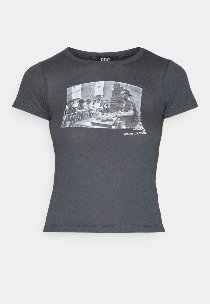 Dark grey fitted T-shirt with a black and white graphic of a DJ performing to a crowd, including the text "Museum of Youth Culture."