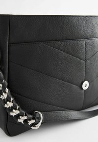 Next REGULAR FIT - Olkalaukku - black