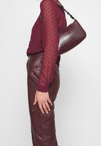 Vero Moda Button-down blouse - dark red