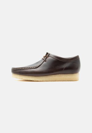 Clarks Originals WALLABEE - Ležerna obuća s vezicama - dark brown