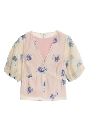 Blusa floreale in tessuto leggero e trasparente. Caratterizzata da un colletto a V, maniche a palloncino e un motivo di fiori rosa pastello e blu su uno sfondo beige.