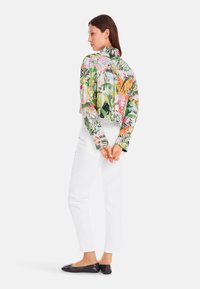 Marc Cain Hemdbluse - deep olive green