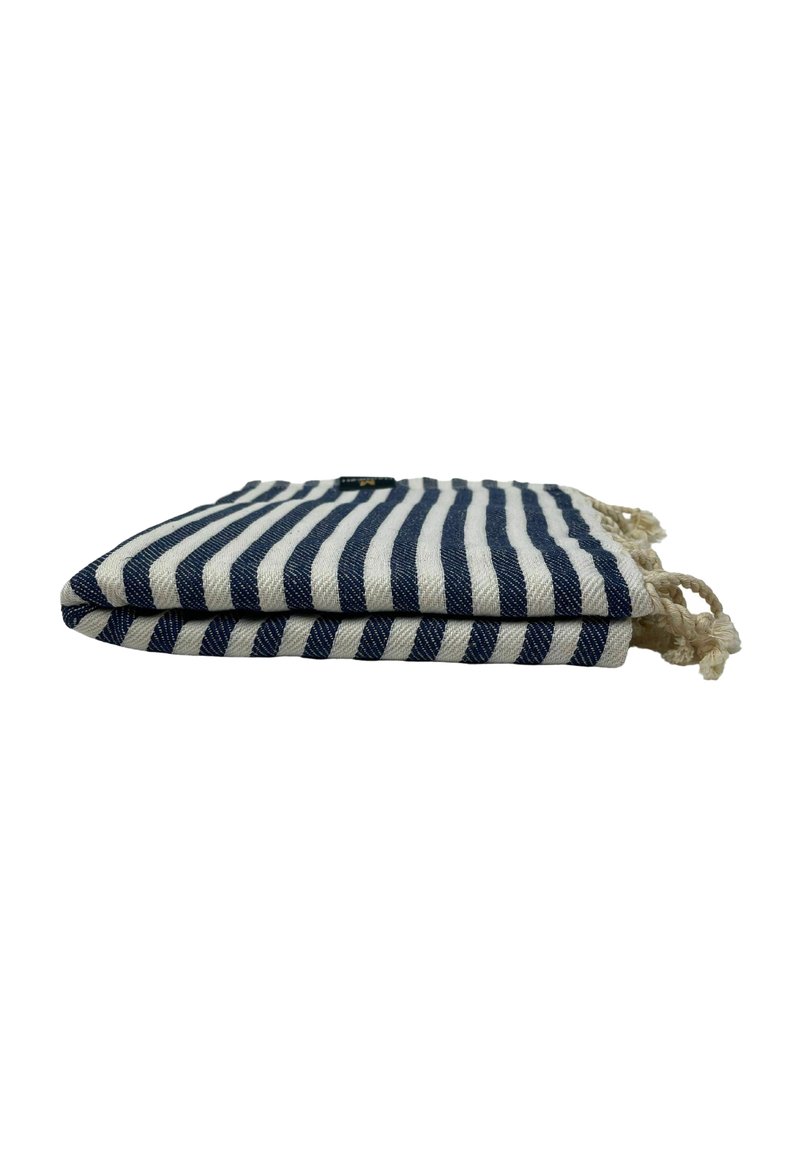MAЯSIKØH Beach towel dark blue Zalando.ie
