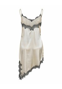 Robe nuisette en satin crème avec bordure en dentelle noire le long de l'encolure, de l'ourlet et du bas asymétrique en diagonale, équipée de fines bretelles réglables.