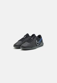 Nike Performance TIEMPO LEGEND 10 CLUB - Dvoranske nogometne kopačke - black/chrome/hyper royal