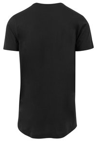T-shirt noir à manches courtes en coton avec une texture lisse, un col rond et un ourlet légèrement courbé en bas.