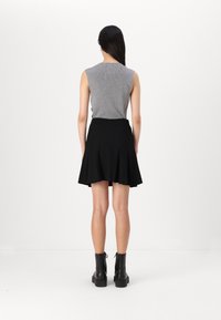 ONLY ONLLINE SKATER SKIRT - Gonna a campana - black