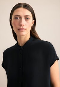 Seidensticker Camicia - black