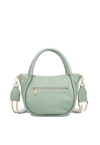Borsa a mano in pelle verde con design curvo, manico superiore e hardware dorato. Presenta una tasca frontale con cerniera e una tracolla staccabile a righe.