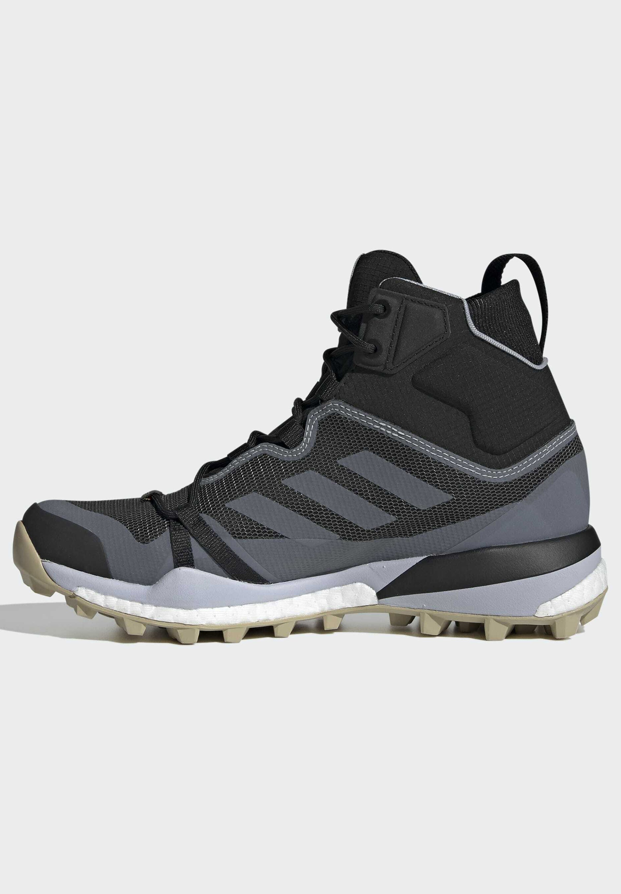 Women TERREX SKYCHASER GORE-TEX BOOST HIKING SHOES - Mountain shoes Women TERREX SKYCHASER GORE-TEX BOOST HIKING SHOES - Mountain shoes