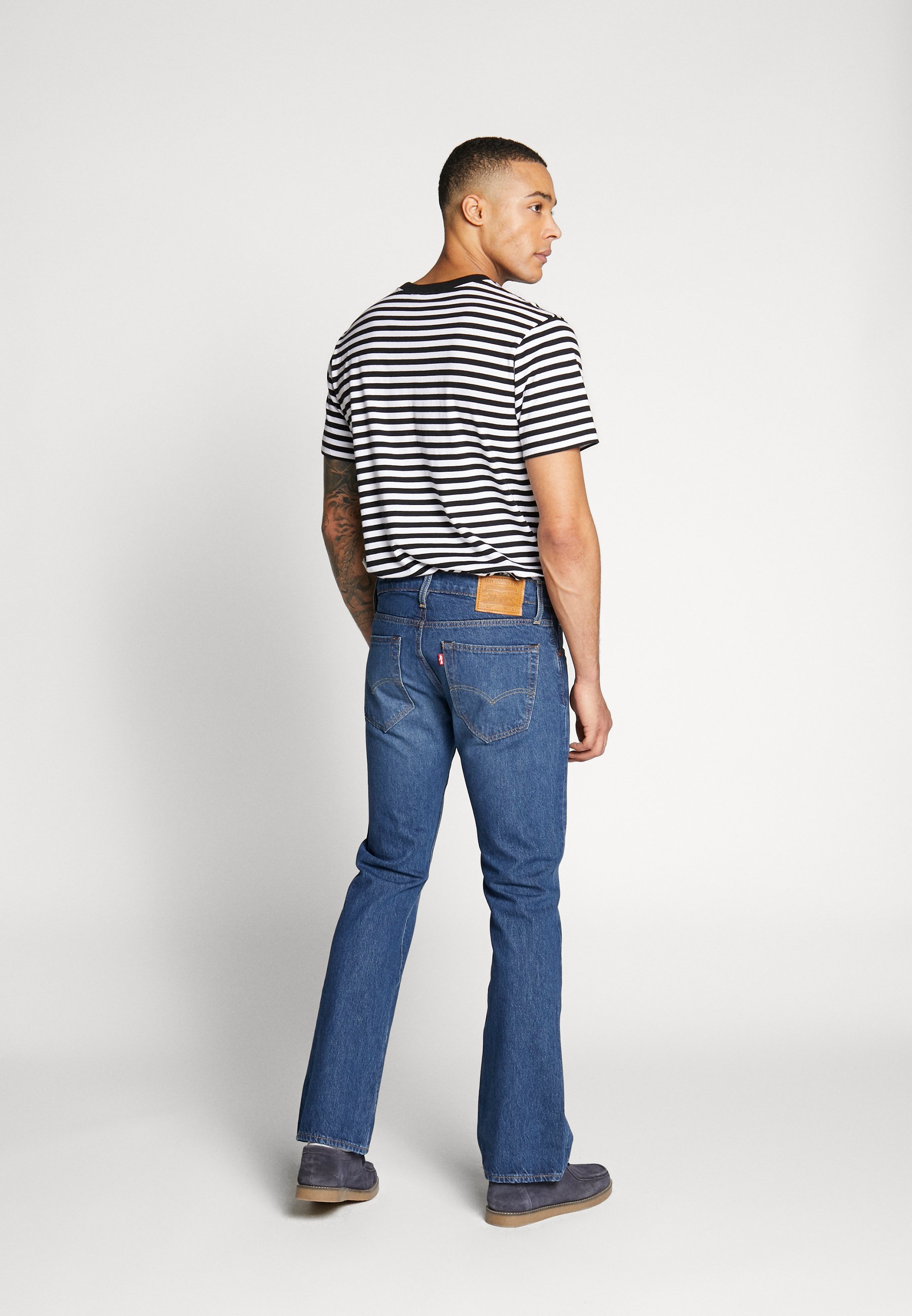 Jean 527 Clearance