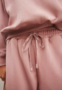 Self. Dresside alumine osa - pink