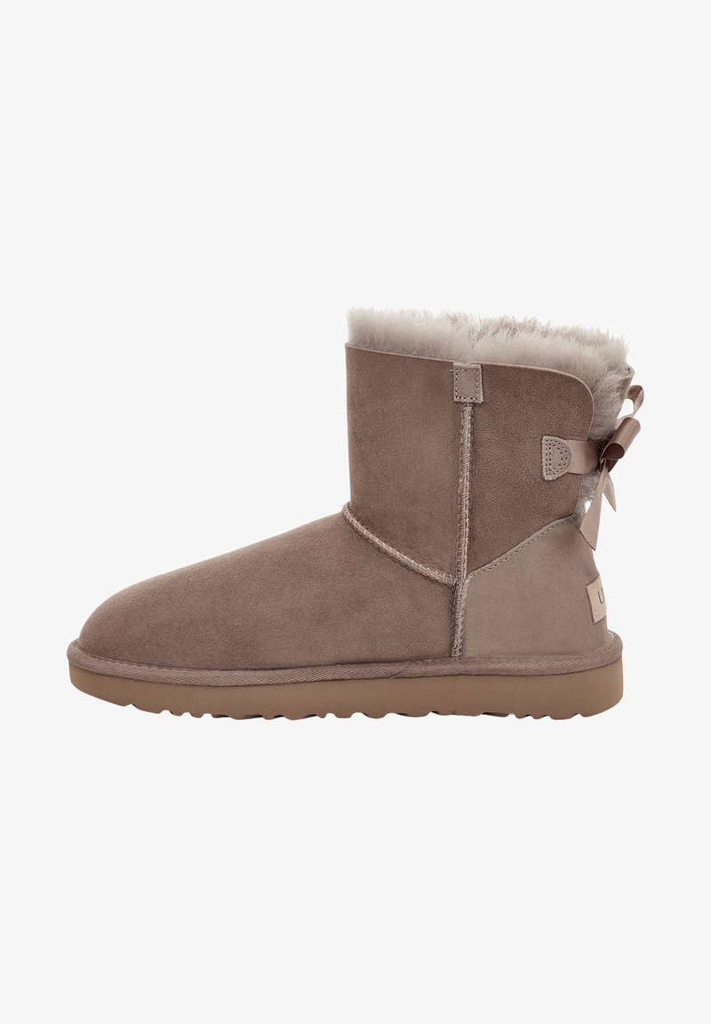 UGG Klassiset nilkkurit - taupe