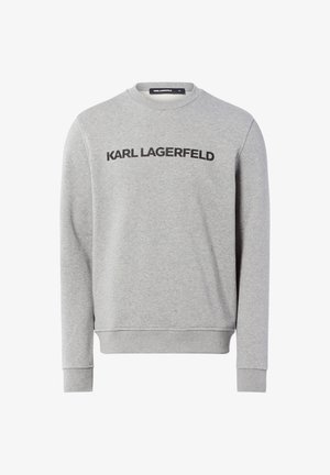 Grauer Pullover aus weichem Material, mit Rundhalsausschnitt, langen Ärmeln und dem Schriftzug "KARL LAGERFELD" in fettem Schwarz auf der Vorderseite.