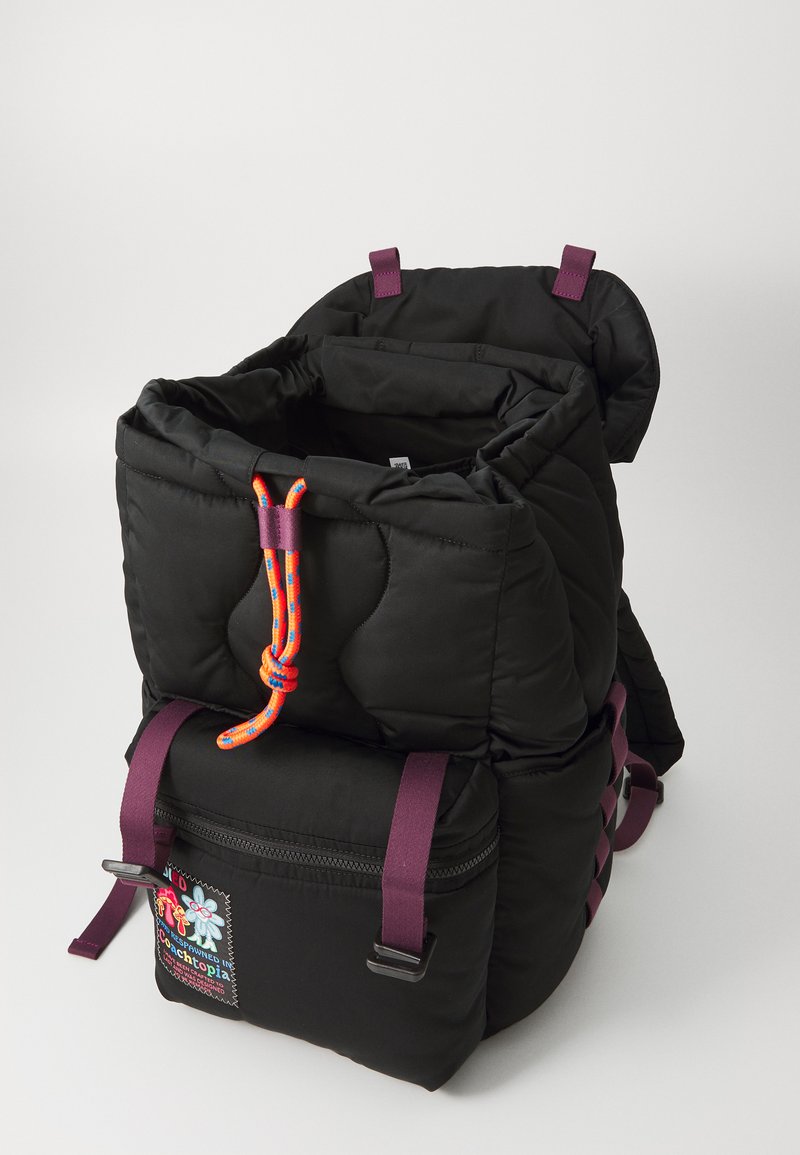 coachtopia loop mini backpack Coach Cloud India this lightweight mini tote was designed with a monomaterial approach and can be recycled multiple times into new products Coachtopia Loop Backpack Club