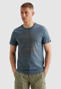 Unausgewählt, bijou blue