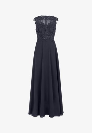 Nachthemd in marineblauw, mouwloos met een lijfje van bloemenkant en kraaltjes, doorschijnende bovenborst en een vloeiende chiffon rok.