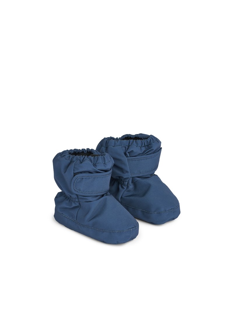 Ναυτικό μπλε υφασμάτινα μποτάκια με ελαστικά κορυφές και λουράκια Velcro, διαθέτοντας μαλακή, μονωμένη σχεδίαση κατάλληλη για βρέφη ή νήπια.