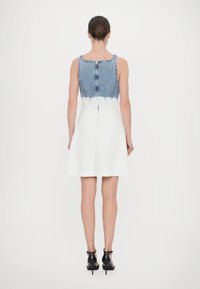 MOSCHINO JEANS Obleka iz džinsa - multi ice