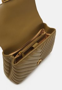 Pinko LOVE LADY PUFF MINI  - Kabelka - piantagione/antique gold