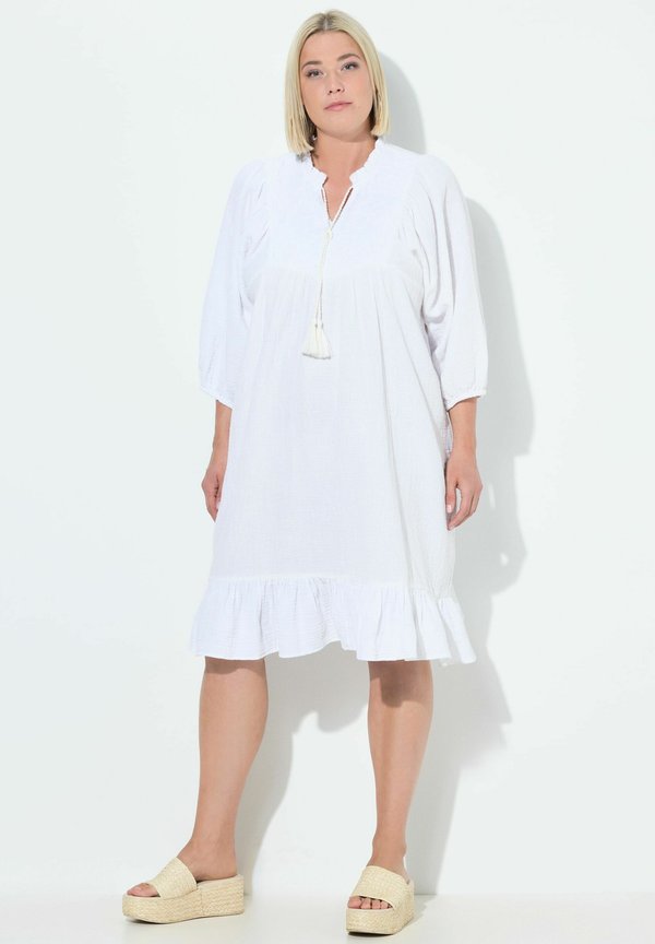 FLORAL EMBROIDERED 3/4 SLEEVE - Freizeitkleid