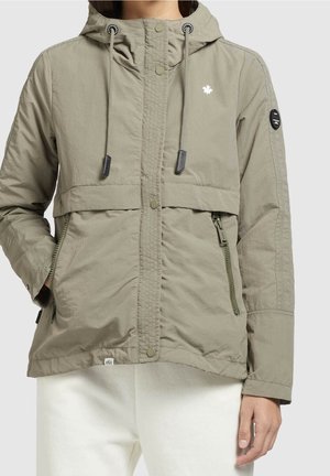 Chaqueta fina - green