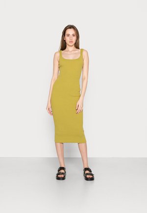 SQUARE NECK BODYCON MIDI DRESS WITH LETTUCE FRILL HEM - Vestido de punto - olive