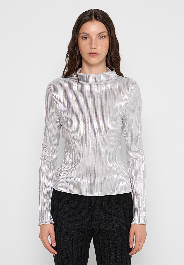 Never Fully Dressed Top grijs Never Fully Dressed Top grijs