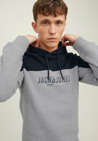 Jack & Jones EDAN BLOCKING - Hættetrøje - grau