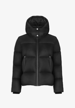 Giacca a vento nera con cappuccio, caratterizzata da un design trapuntato, due tasche laterali con zip e un sistema di chiusura a scatto al collo. Texture liscia.