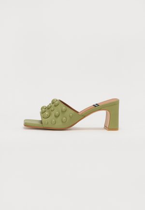 Heeled mules - dream loukum