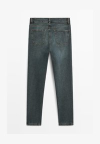 Unselected, mottled blue