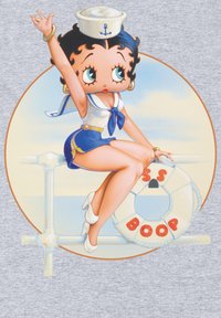 Gráfico de Betty Boop en tela gris, que presenta a una chica de dibujos animados con cabello negro, un sombrero de marinero, blusa blanca, falda azul y anillo salvavidas rojo con texto.