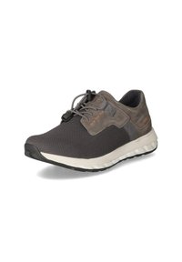 Graues Sportschuh-Modell mit Mesh-Obermaterial und Wildlederelementen. Ausgestattet mit elastischen Schnürsenkeln und einer weißen gepolsterten Sohle. Minimalistisches Design mit strukturierten Mustern.