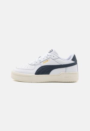 PRO CLASSIC  - Sporta apavi - white/club navy/warm white