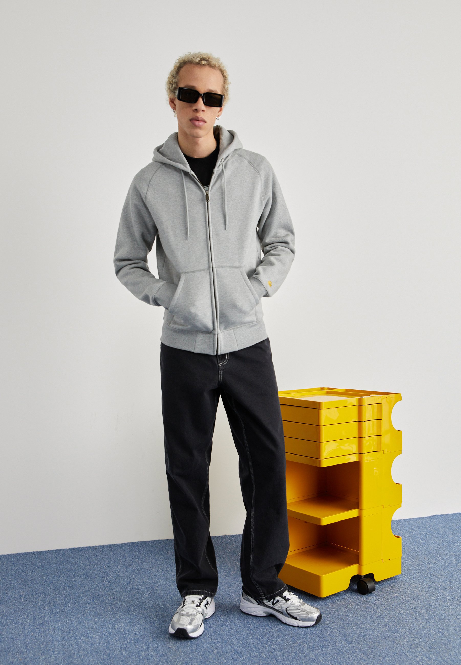 90s Carhartt zip hoodie　グレー　アクティブジャケット 90s Carhartt zip hoodie グレー アクティブジャケット - メルカリ