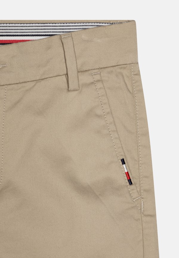 1985 - Shorts - sandalwood3